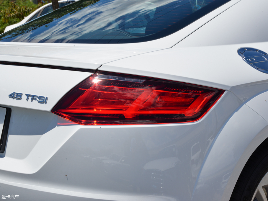 2015WTT Coupe 45 TFSI