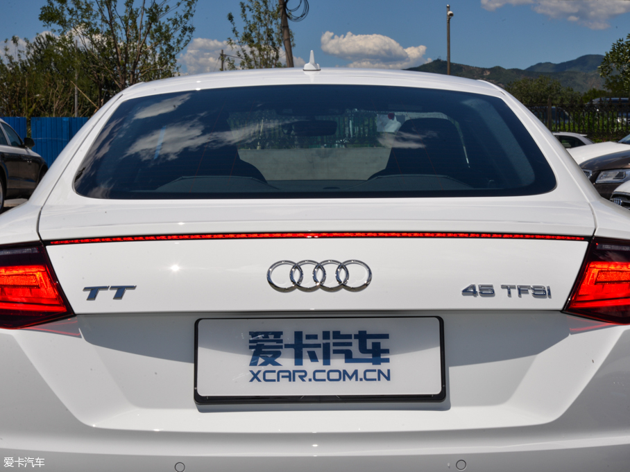 2015?yun)WTT Coupe 45 TFSI