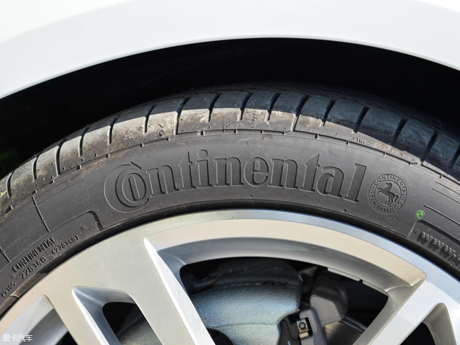 2015WTT Coupe 45 TFSI