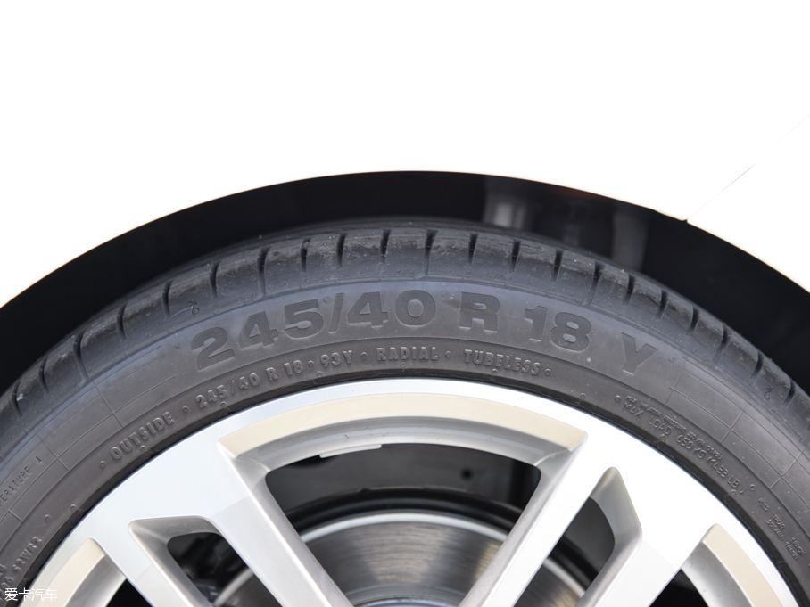 2015WTT Coupe 45 TFSI