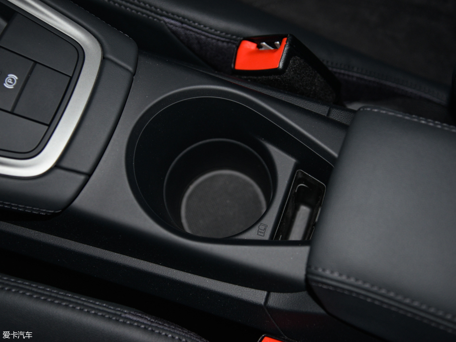 2015WTT Coupe 45 TFSI