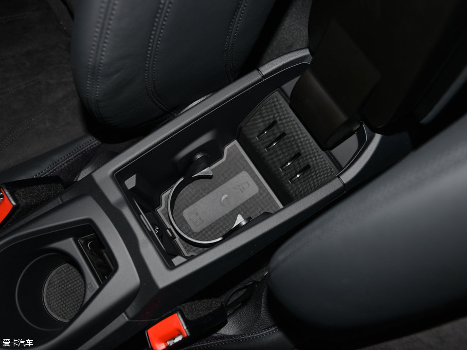 2015WTT Coupe 45 TFSI