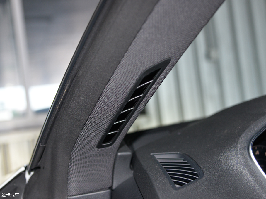 2015WTT Coupe 45 TFSI