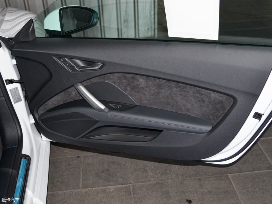 2015WTT Coupe 45 TFSI