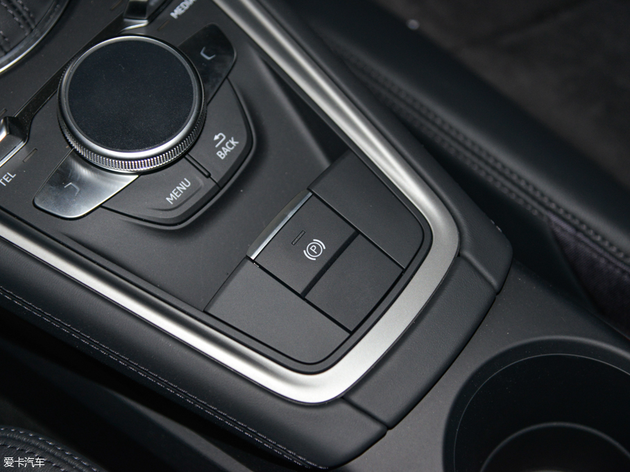 2015WTT Coupe 45 TFSI