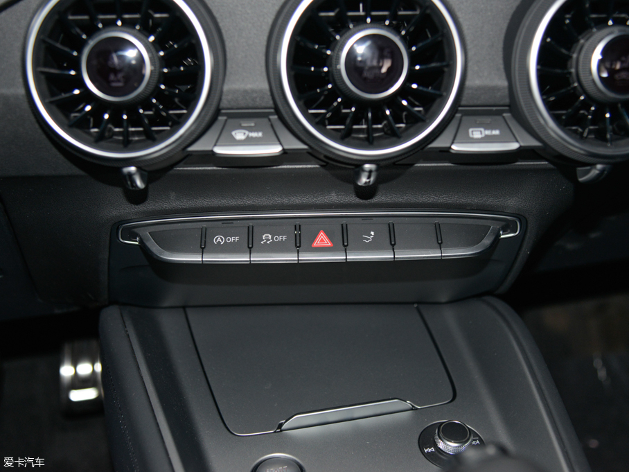 2015WTT Coupe 45 TFSI