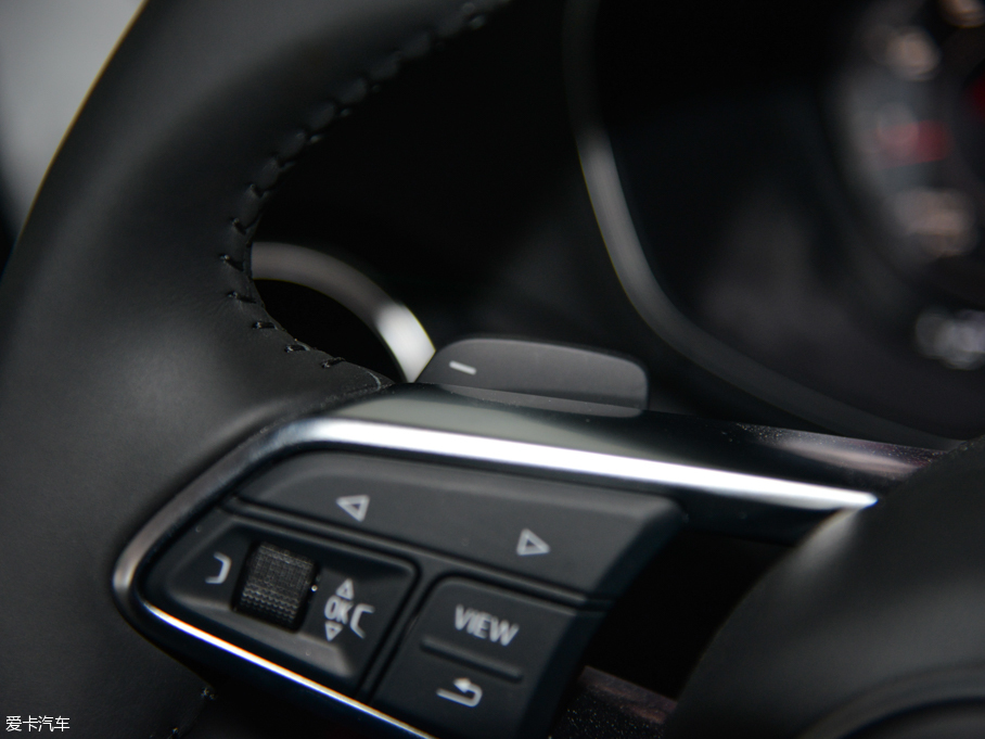 2015?yun)WTT Coupe 45 TFSI