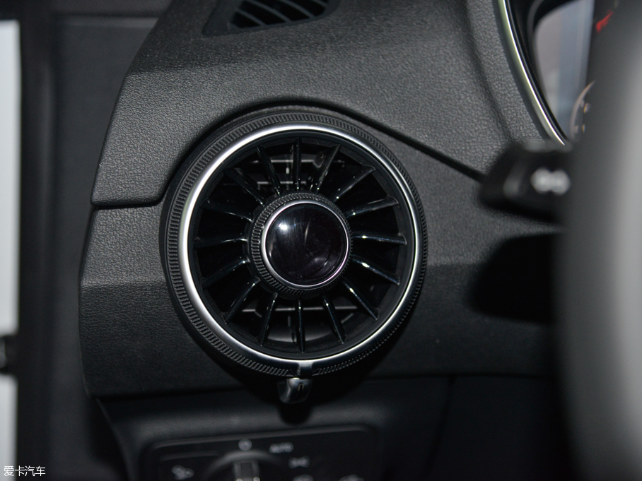 2015WTT Coupe 45 TFSI