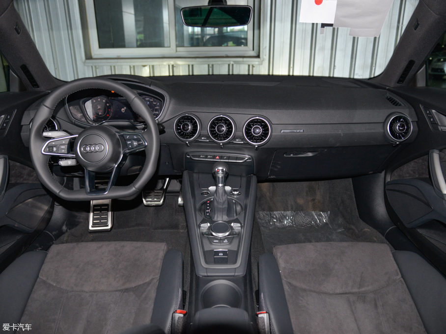 2015?yun)WTT Coupe 45 TFSI