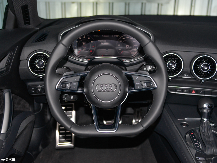 2015WTT Coupe 45 TFSI