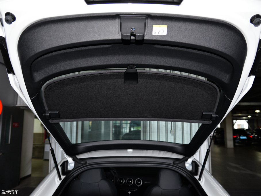 2015WTT Coupe 45 TFSI