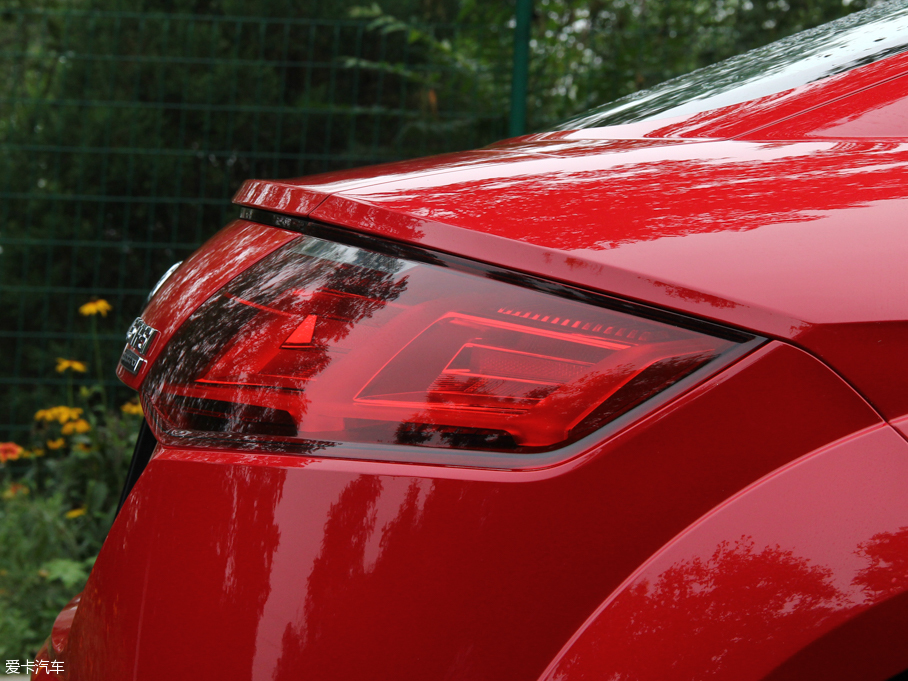 2015WTT Coupe 45 TFSI quattro