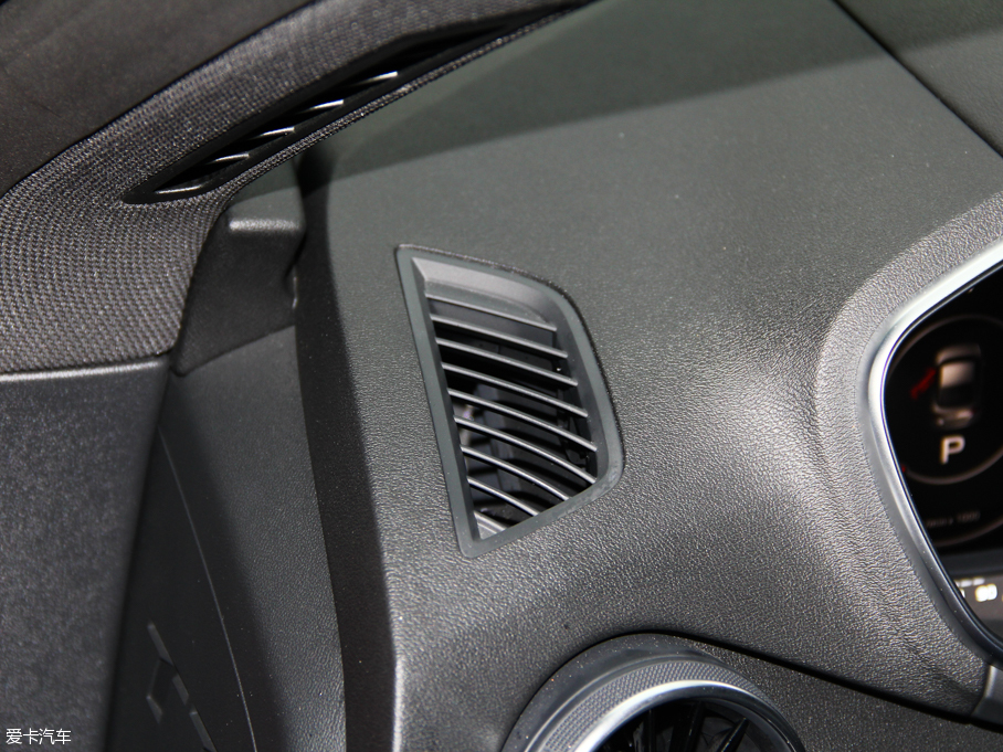 2015WTT Coupe 45 TFSI quattro