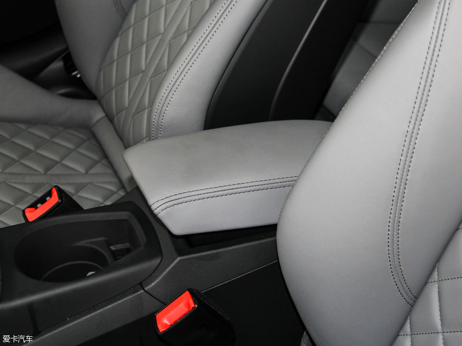 2015WTT Coupe 45 TFSI quattro