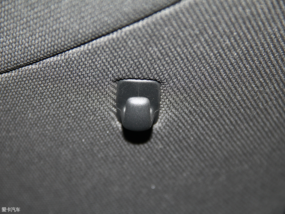 2015?yun)WTT Coupe 45 TFSI quattro