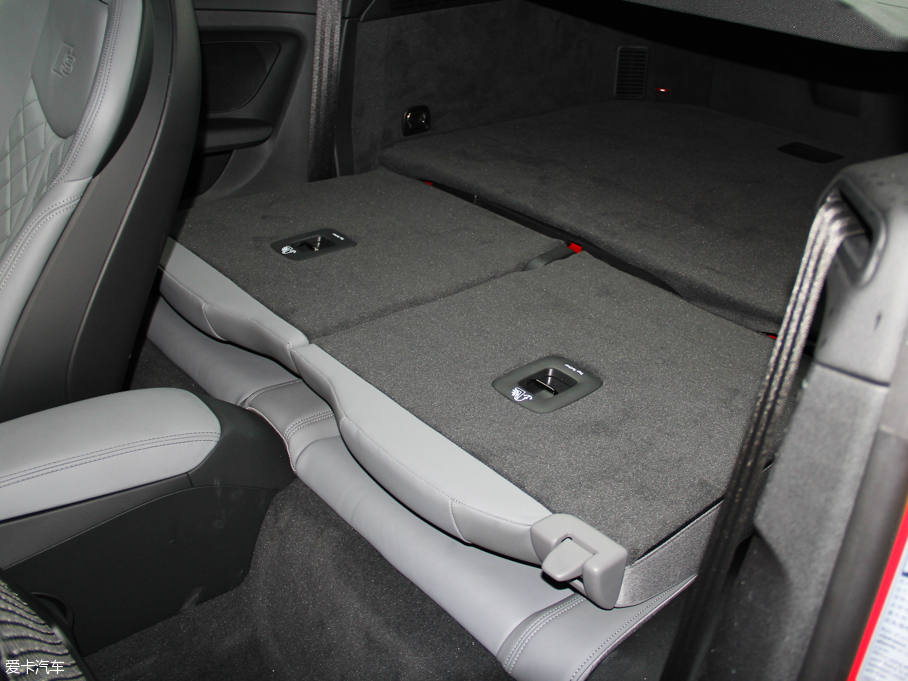 2015WTT Coupe 45 TFSI quattro