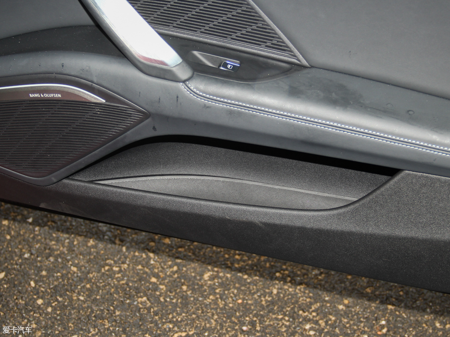 2015WTT Coupe 45 TFSI quattro