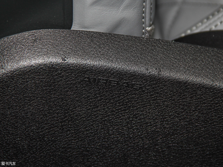 2015WTT Coupe 45 TFSI quattro