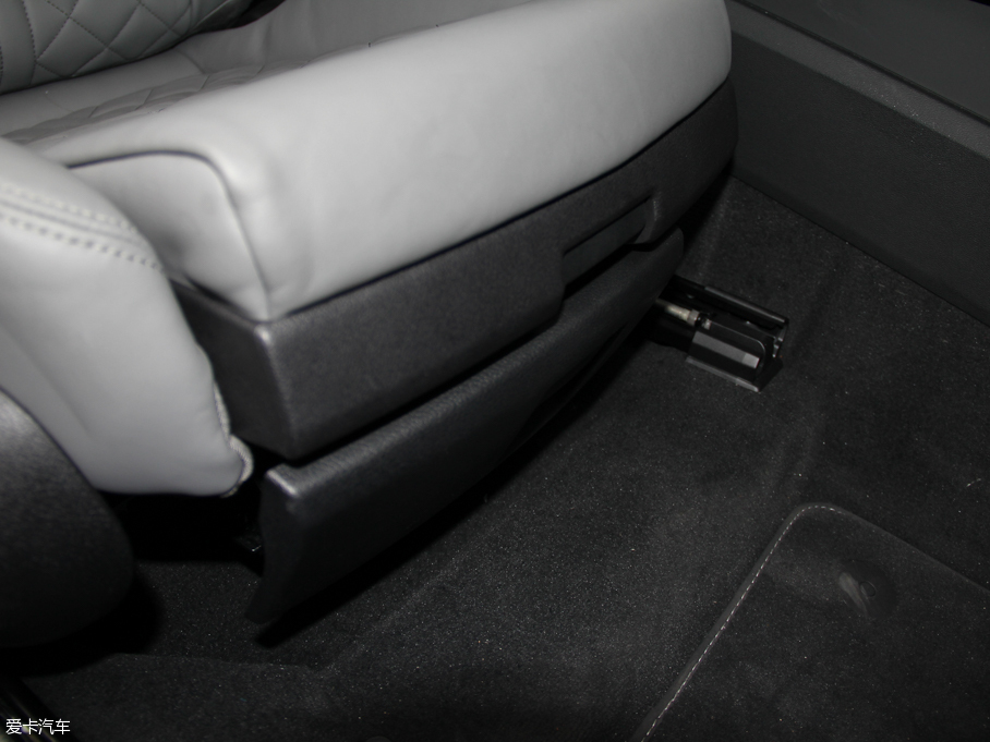 2015WTT Coupe 45 TFSI quattro