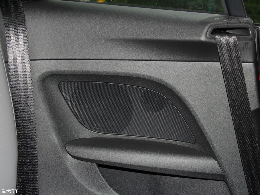 2015WTT Coupe 45 TFSI quattro