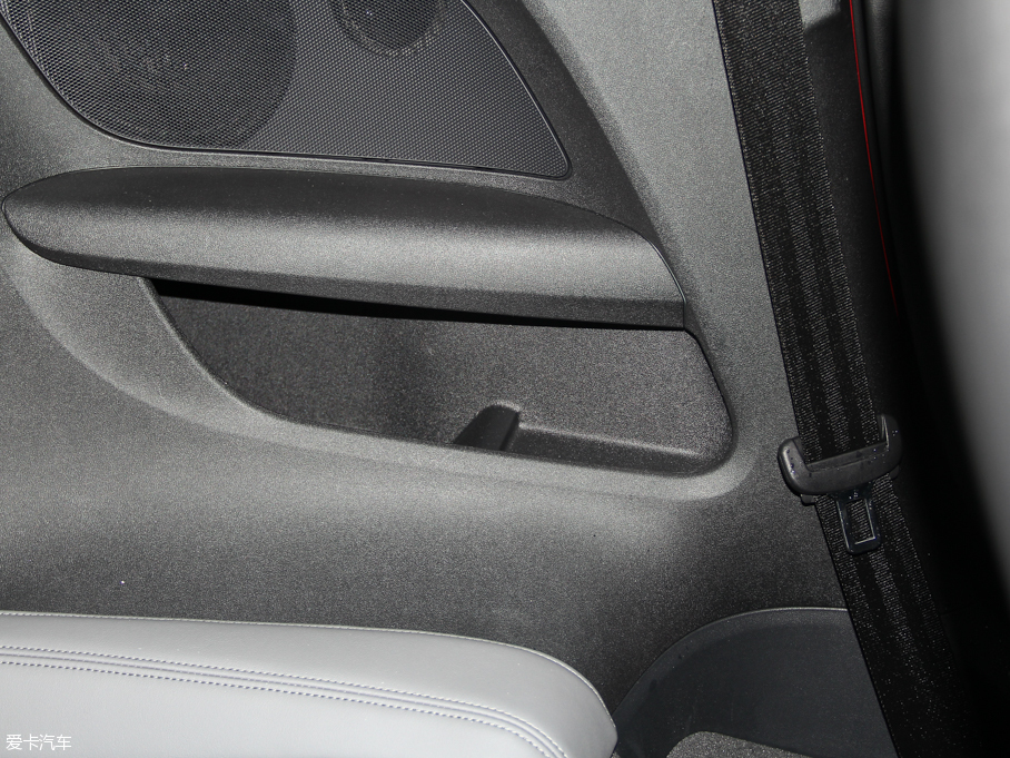 2015WTT Coupe 45 TFSI quattro