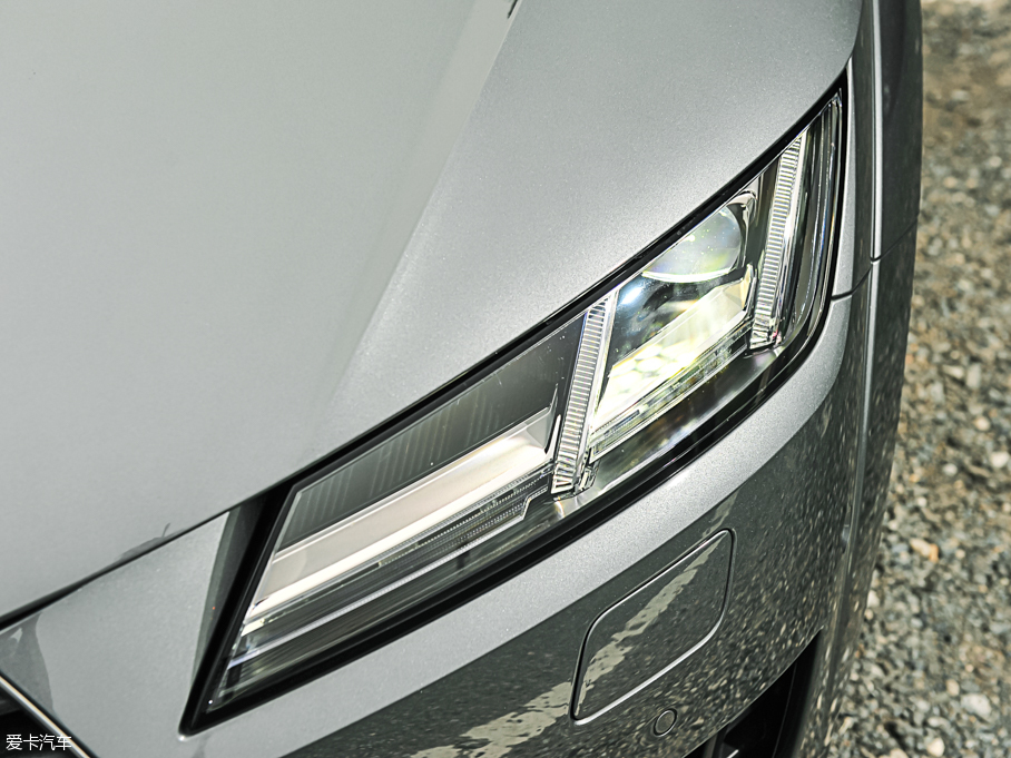 2015WTT Coupe 45 TFSI quattro