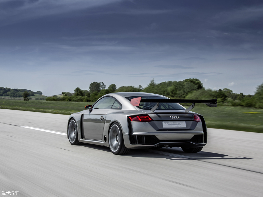 2015��W��TT Coupe clubsport turbo����܇