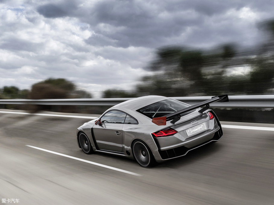 2015��W��TT Coupe clubsport turbo����܇