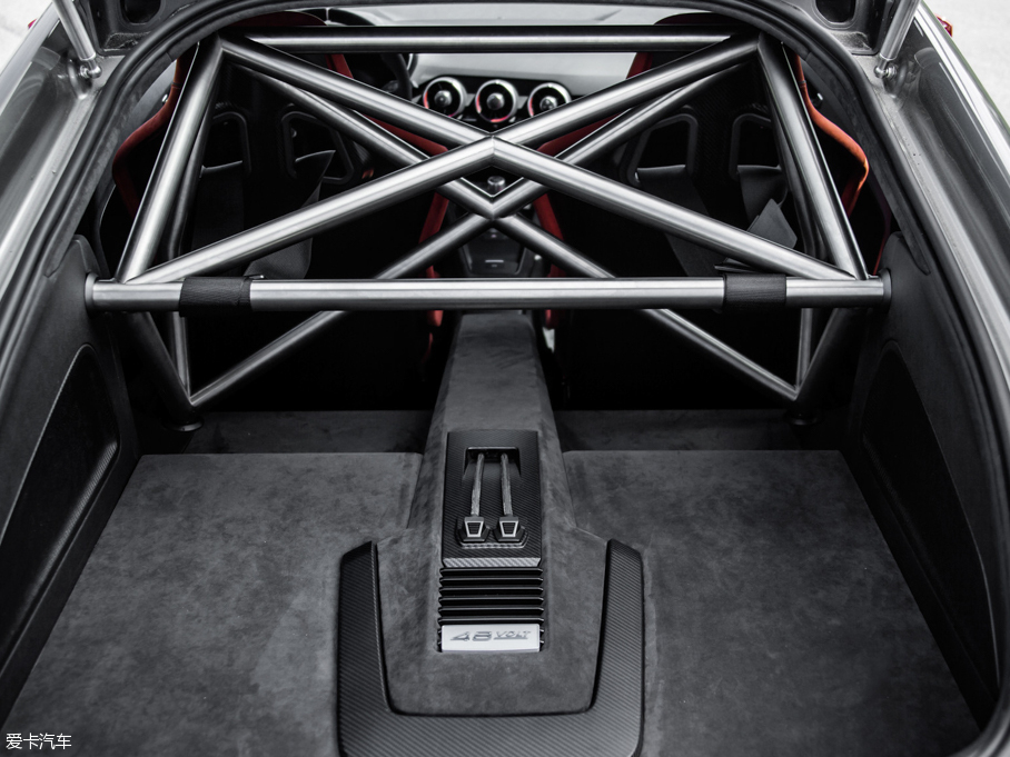 2015��W��TT Coupe clubsport turbo����܇