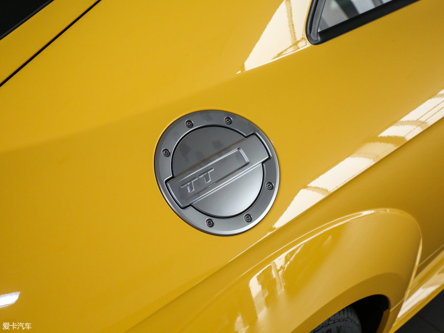 2015?yun)WTT Coupe 45 TFSI