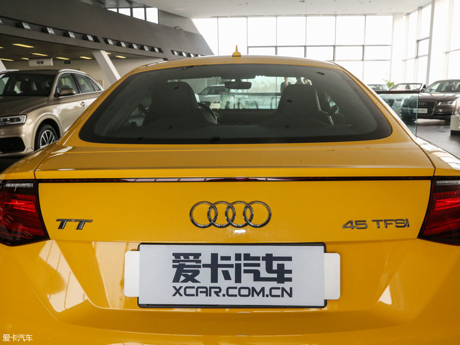 2015WTT Coupe 45 TFSI