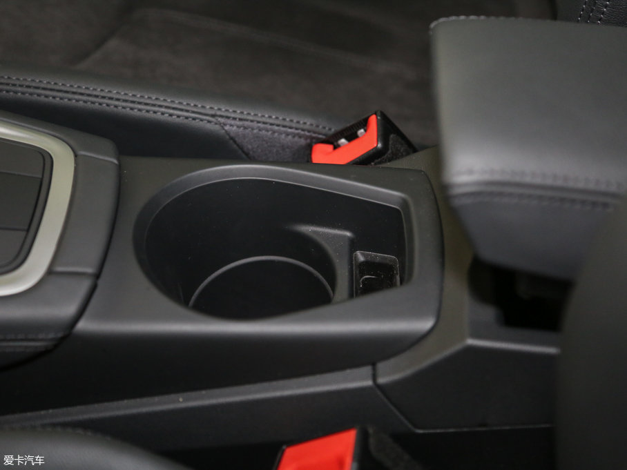 2015WTT Coupe 45 TFSI