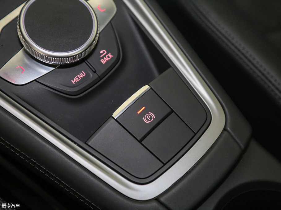 2015WTT Coupe 45 TFSI