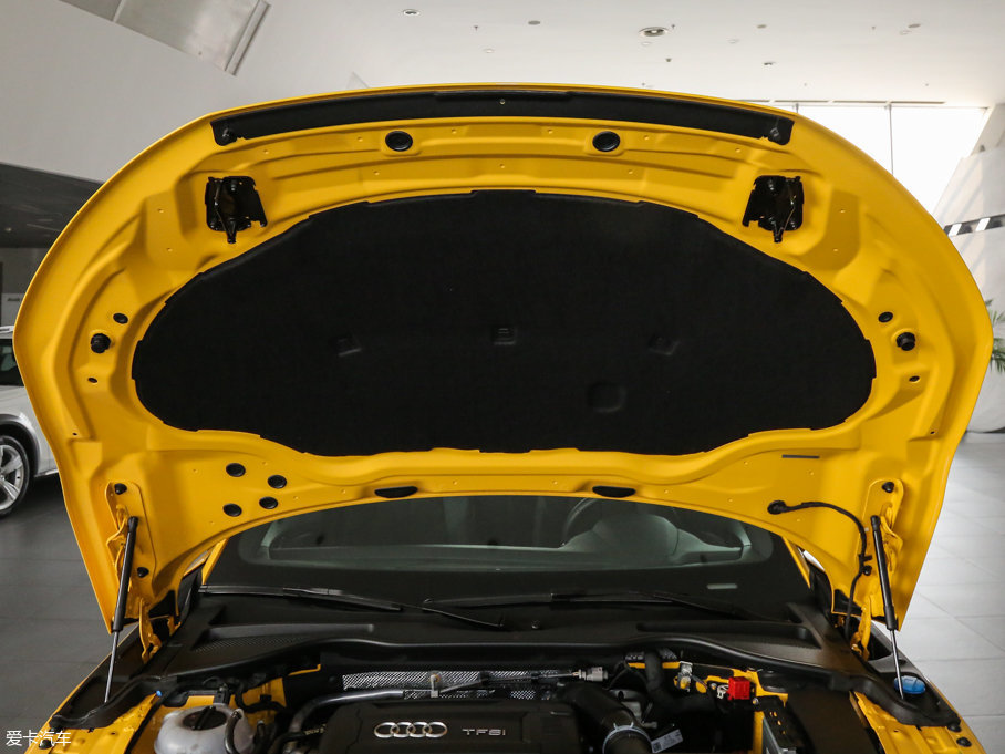 2015WTT Coupe 45 TFSI