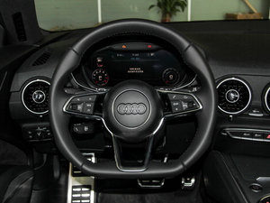 2015款45 TFSI quattro 方向盘
