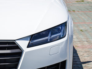 2015款45 TFSI 大灯