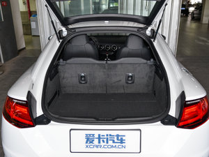 2015款45 TFSI 行李厢空间