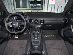 2015款45 TFSI 内饰全景
