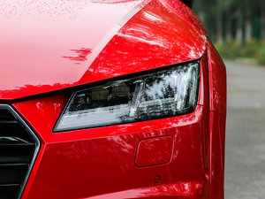2015款45 TFSI quattro 大灯