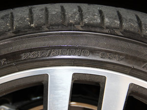 201545 TFSI quattro ݆̥ߴ