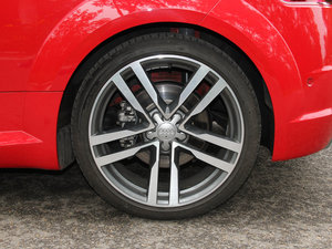 201545 TFSI quattro ^