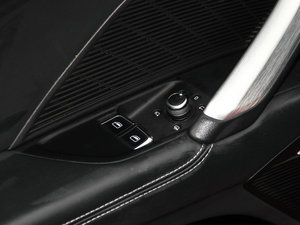 2015款45 TFSI quattro 主驾车窗控制区	