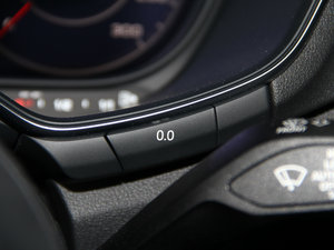 201545 TFSI quattro п؅^