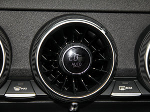 201545 TFSI quattro {{