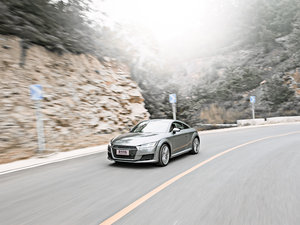 201545 TFSI quattro w^