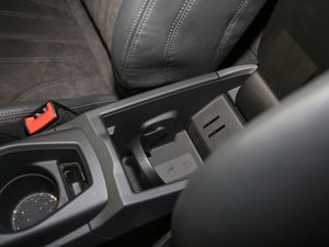 2015款45 TFSI 空间座椅