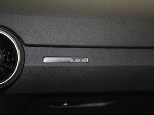 2015款45 TFSI 空间座椅