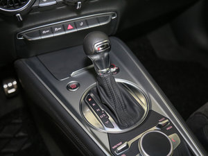 2015款45 TFSI 中控区