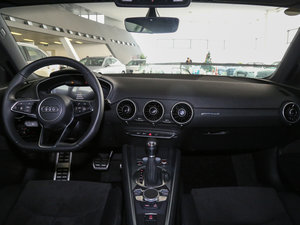 2015款45 TFSI 中控区