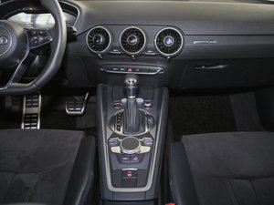 2015款45 TFSI 中控区